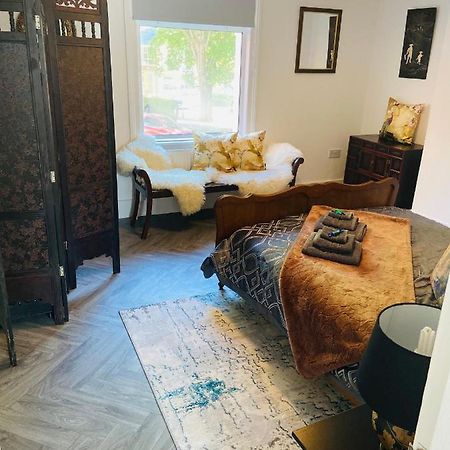 Funky Cozy Cottage With Outside Space WTA-toernooi van WTA-toernooi van Eastbourne Buitenkant foto