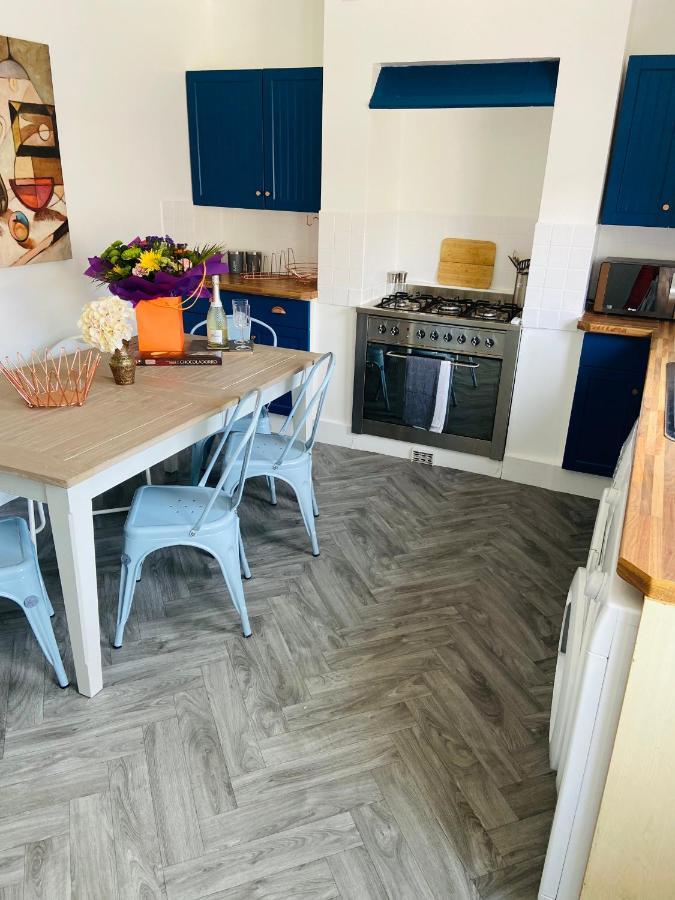 Funky Cozy Cottage With Outside Space WTA-toernooi van WTA-toernooi van Eastbourne Buitenkant foto